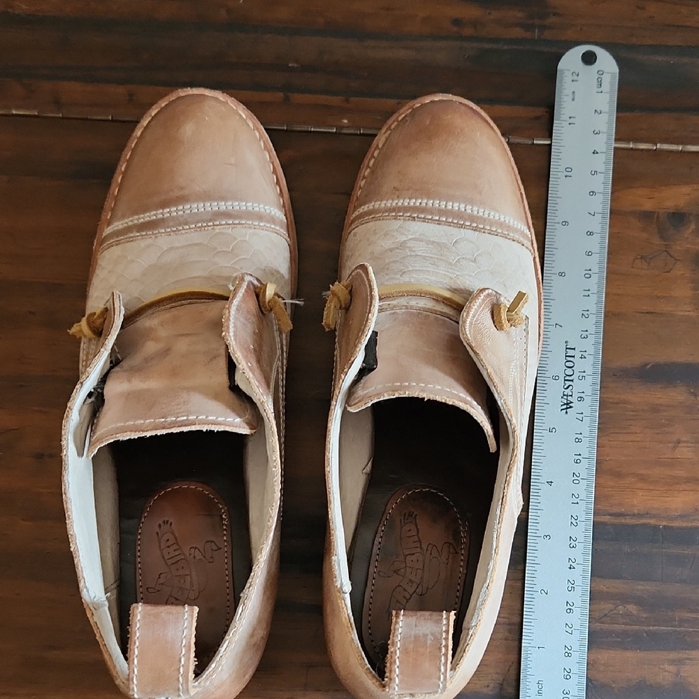 Freebird Womens Mabel Leather Shoes